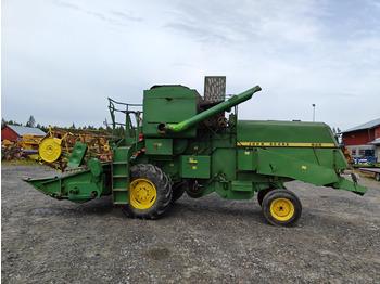 Combine harvester JOHN DEERE 925 leikkuupuimuri: picture 2 Combine harvester JOHN DEERE 925 leikkuupuimuri: picture 2