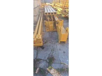 Tower crane LIEBHERR