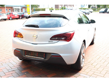 Hatchback Opel Astra J GTC Innovation: picture 3