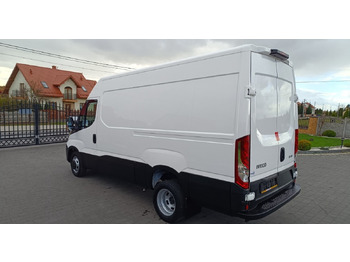 Interior photo 1: Panel van Iveco Daily 35C13 Blaszak L3H2 na bliźniakach VAT 23