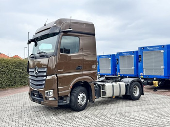 Tractor unit Mercedes-Benz Actros  1848 Gigaspace, Retarder,  Standklima Retarder, Mirrow Cam, mehrere Einheiten: picture 3