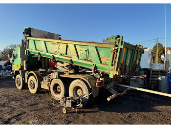 Tipper Iveco EuroTrakker: picture 4
