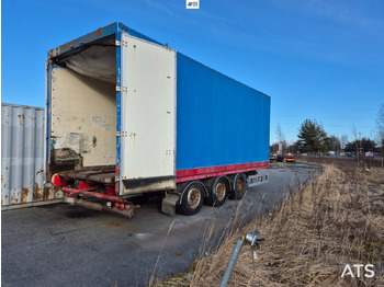Closed box trailer