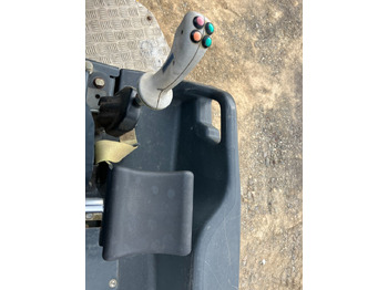 Roller BOMAG DE BW 135 AD-5  Stage IIIa/Tier 4i: picture 4