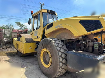 Compactor BOMAG BW226DH-4: picture 3