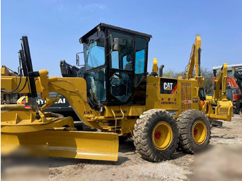 Grader CATERPILLAR 140K: picture 3
