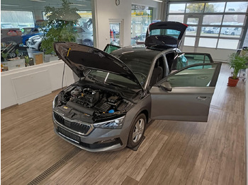 Sedan Skoda Scala Style 1,5 TSI DSG*PANO*LED*DAB*ALLWETTER*: picture 2