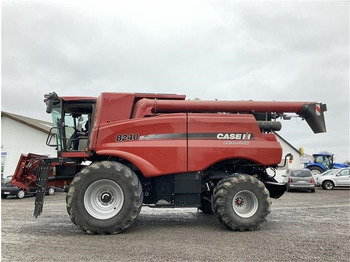 Combine harvester CASE IH Axial-Flow