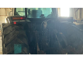 Farm tractor Massey Ferguson 3095 Dynashift: picture 3