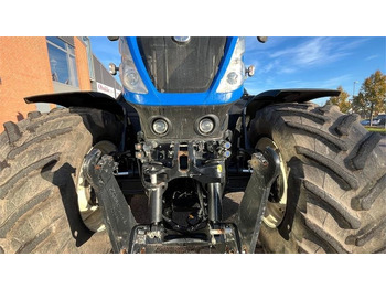 Leasing of New Holland T7.315 HD AutoComand New Holland T7.315 HD AutoComand: picture 3 Leasing of New Holland T7.315 HD AutoComand New Holland T7.315 HD AutoComand: picture 3