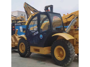 Telescopic handler JCB