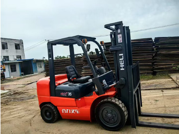 Diesel forklift HELI