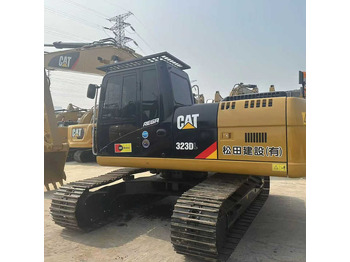 Crawler excavator CATERPILLAR 320