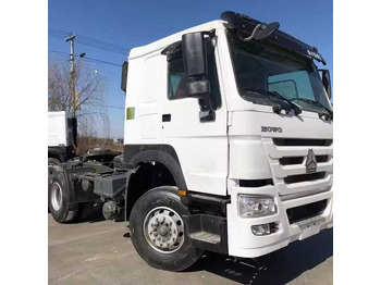 Tractor unit SINOTRUK HOWO