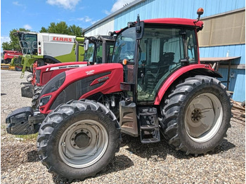 Farm tractor Valtra A 114: picture 5