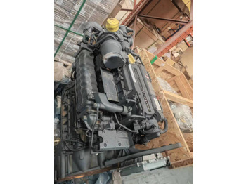 Engine for Excavator DEUTZ TCD41L4: picture 3