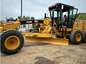 Grader CATERPILLAR 140K