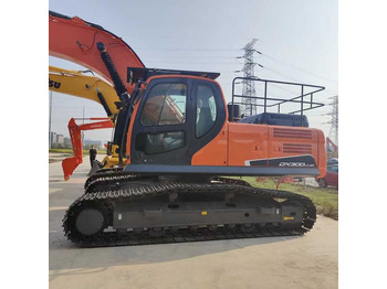 Excavator DOOSAN DX300LC