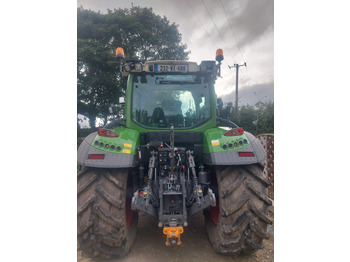 Farm tractor FENDT 312 VARIO: picture 3
