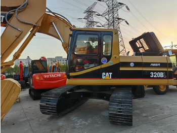 Crawler excavator CATERPILLAR 320B