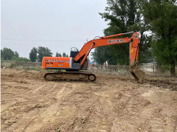 Crawler excavator HITACHI ZX210-3G: picture 4