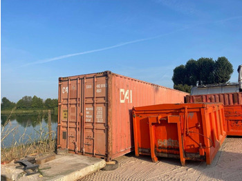 Shipping container