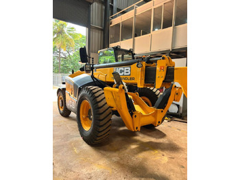 Leasing of  New JCB 530-110 telehandler New JCB 530-110 telehandler: picture 3
