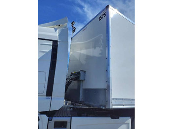 Closed box semi-trailer Semi-remorque 3 Essieux SEMI RECONDITONNEE -38 TONNES PORTE RELEVANTE: picture 3 Closed box semi-trailer Semi-remorque 3 Essieux SEMI RECONDITONNEE -38 TONNES PORTE RELEVANTE: picture 3