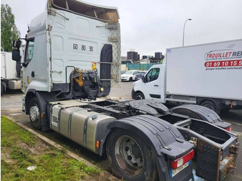 Tractor unit Tracteur 19 TONNES 470 CV: picture 4