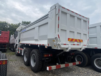 Truck for transportation of bulk materials SHACMAN Shacman Tipper Truck for Sale in Jamaica: picture 4 Truck for transportation of bulk materials SHACMAN Shacman Tipper Truck for Sale in Jamaica: picture 4