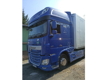 Tractor unit DAF XF 106 460