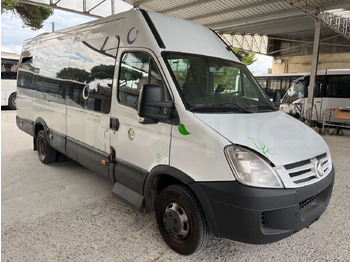 Coach IVECO Daily