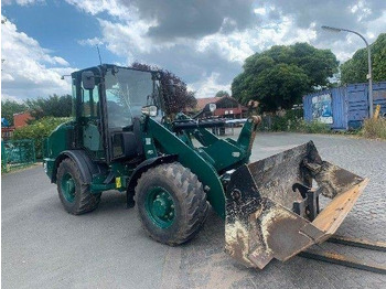 Wheel loader CATERPILLAR 906M