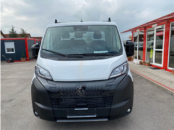 Leasing of  Peugeot BOXER CHC L4 HEAVY PRITSCHE+PLANE Peugeot BOXER CHC L4 HEAVY PRITSCHE+PLANE: picture 2