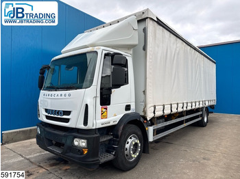 Curtainsider truck IVECO