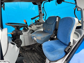 Farm tractor New Holland T6080: picture 5