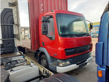 Cab chassis truck DAF LF45.180: picture 3