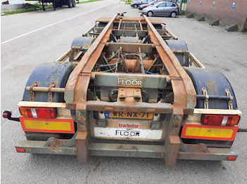 Container transporter/ Swap body semi-trailer Floor FLA-3-101: picture 5