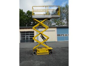 Truck mounted aerial platform JLG