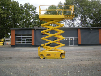 Truck mounted aerial platform JLG