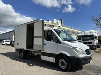 Refrigerated van Mercedes-Benz Sprinter 315 CDI Kühlfahrzeug TK V 300 D+E Seitentüre: picture 2
