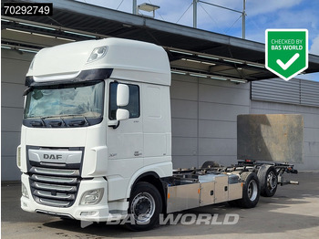 Cab chassis truck DAF XF 530