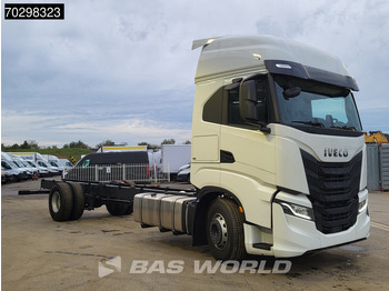 Cab chassis truck Iveco S-Way 420 4X2 NEW! Chassis, Automatic Standklima 2xTanks Euro 6: picture 3