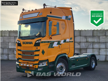 Tractor unit SCANIA S 520