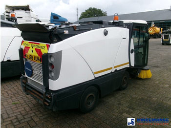 Road sweeper Johnston C202 compact street sweeper: picture 4