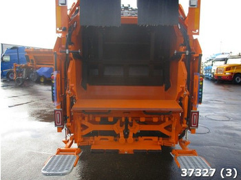 Garbage truck FUSO Canter 9C18: picture 3