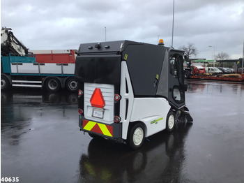 Road sweeper Green machine GM500H2 Hydrogen Waterstof Sweeper: picture 3