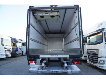 Refrigerator truck DAF LF 290 E6 4×2 / Lamberet refrigerated box 22 pallets / Multitemperature / Carrier Supra 1150 MT: picture 5 Refrigerator truck DAF LF 290 E6 4×2 / Lamberet refrigerated box 22 pallets / Multitemperature / Carrier Supra 1150 MT: picture 5