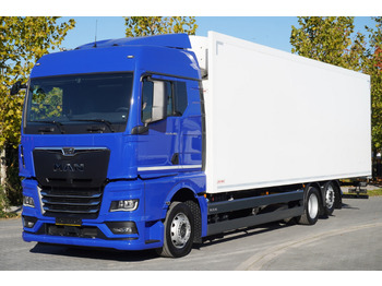 Isothermal truck MAN TGX 26.400