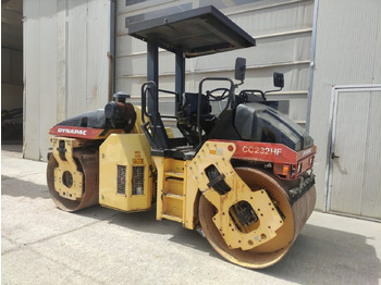 Road roller Dynapac CC232HF: picture 2